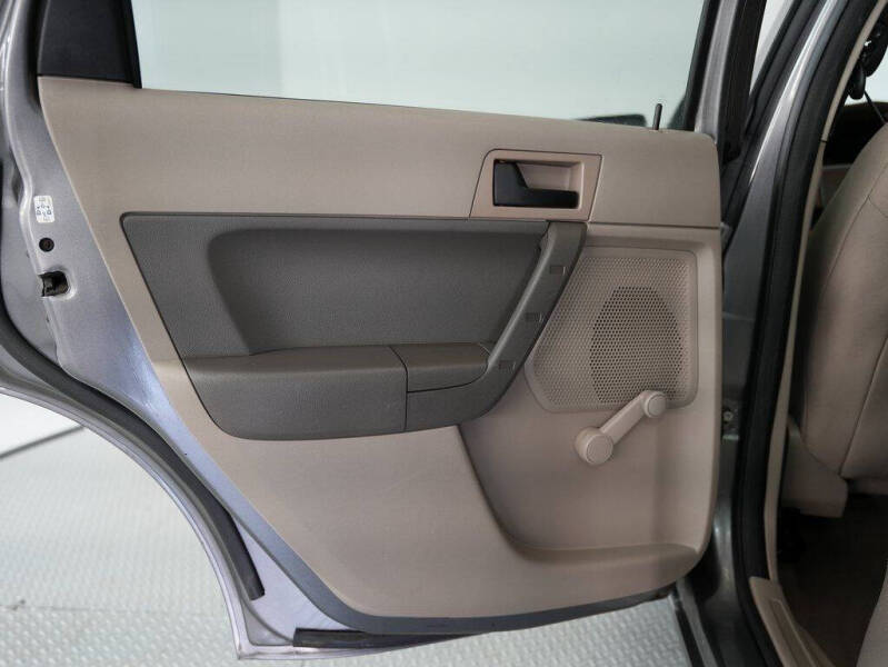 2009 Ford Focus S