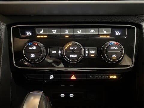 2022 Volkswagen Atlas Cross Sport V6 SE