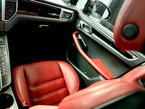 2018 Porsche Macan GTS