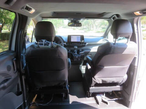 2023 Toyota Sienna XSE 7-Passenger