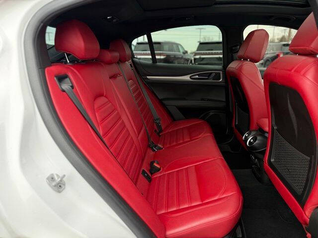 2024 Alfa Romeo Stelvio Veloce