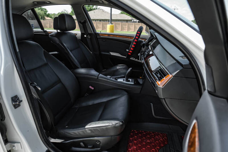2010 BMW 5 Series 528i