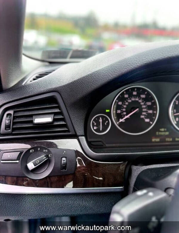 2015 BMW 5 Series 528i xDrive