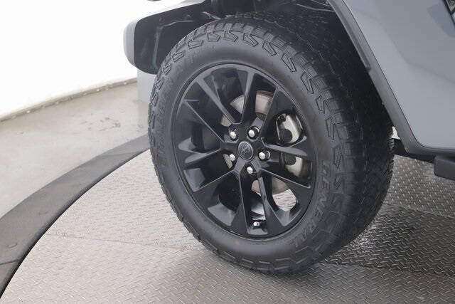 2024 Jeep Gladiator NightHawk