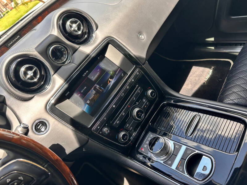 2017 Jaguar XJL Portfolio