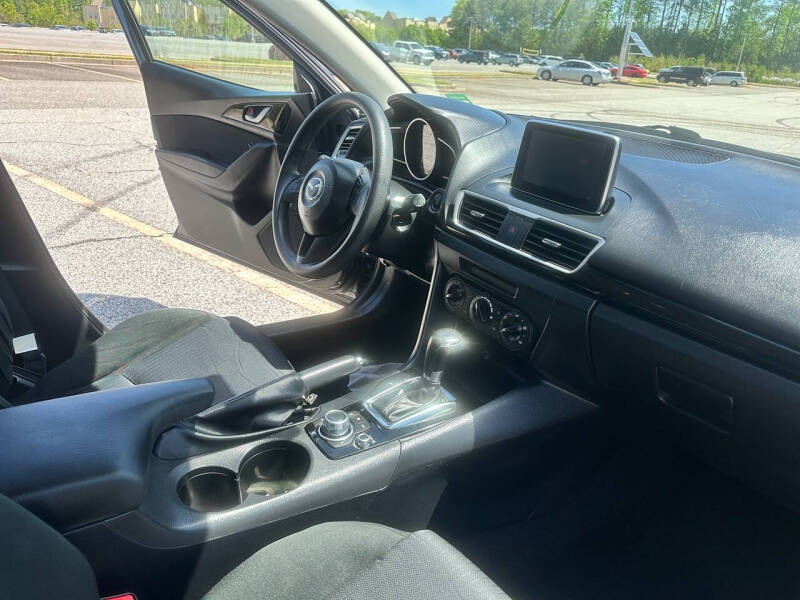 2015 Mazda MAZDA3 i Sport