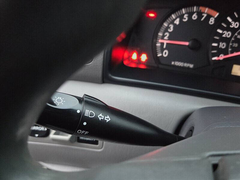 2005 Toyota Corolla CE