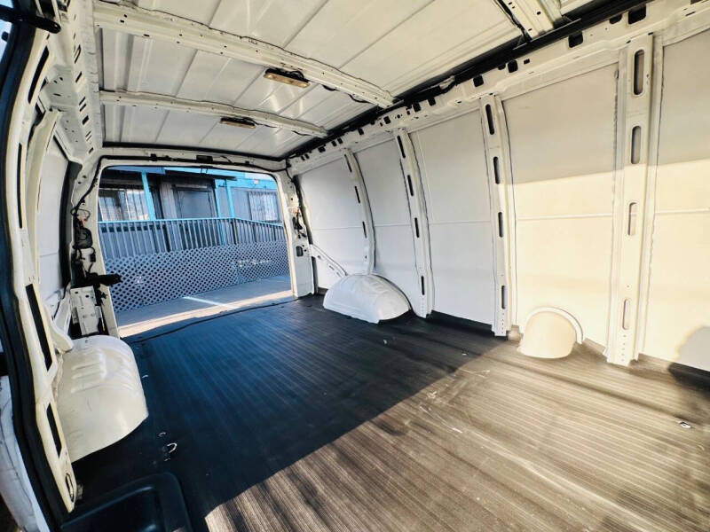2018 Chevrolet Express 2500