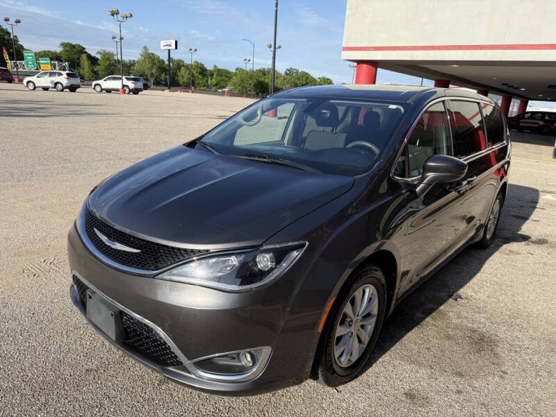 2018 Chrysler Pacifica Touring Plus