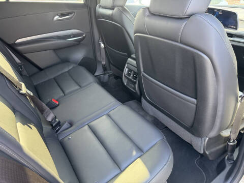 2025 Cadillac XT4 Premium Luxury