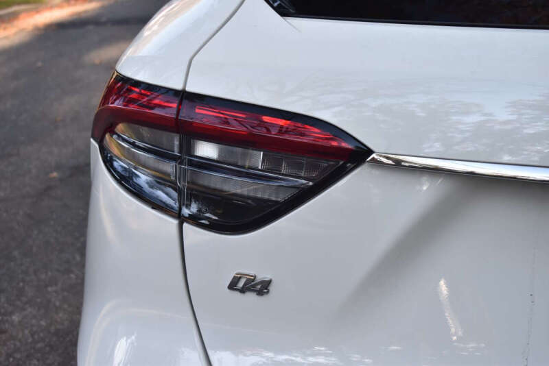 2021 Maserati Levante