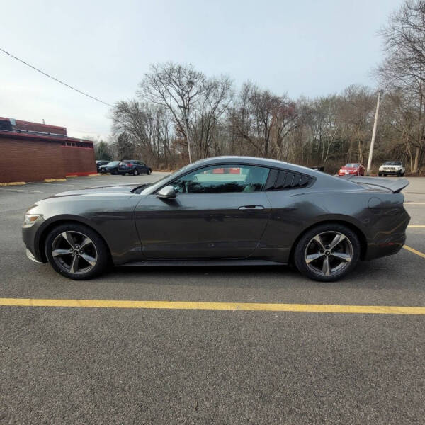 2015 Ford Mustang V6