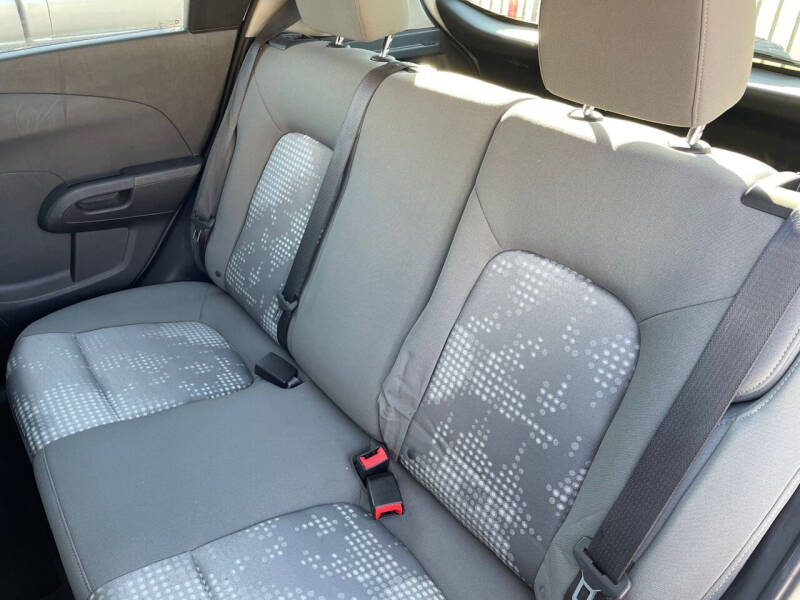 2017 Chevrolet Sonic LT Auto Fleet