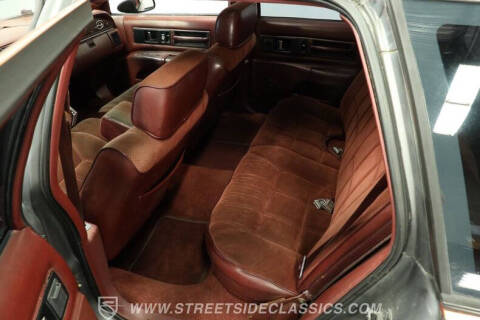1992 Oldsmobile Custom Cruiser