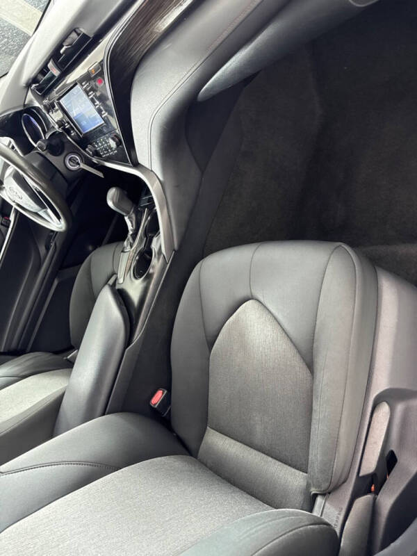 2019 Toyota Camry LE