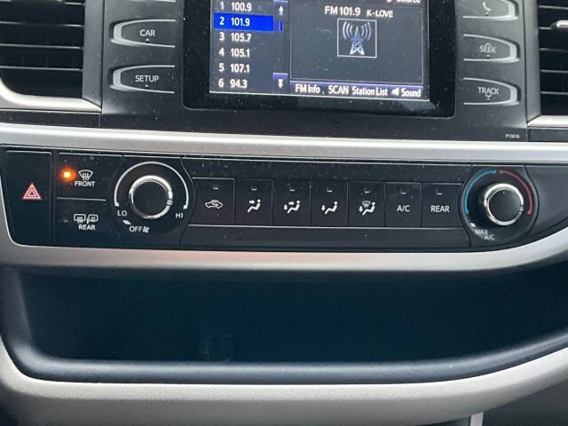 2019 Toyota Highlander LE