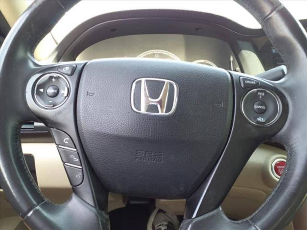 2013 Honda Accord for sale at MOORE BROTHERS in Oxford, MS