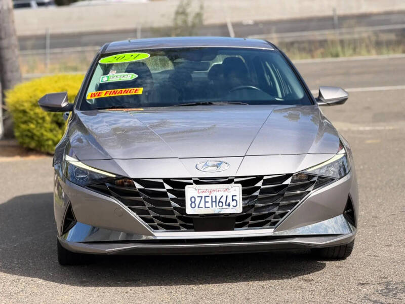 2021 Hyundai Elantra