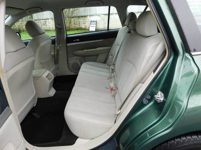 2014 Subaru Outback 2.5i