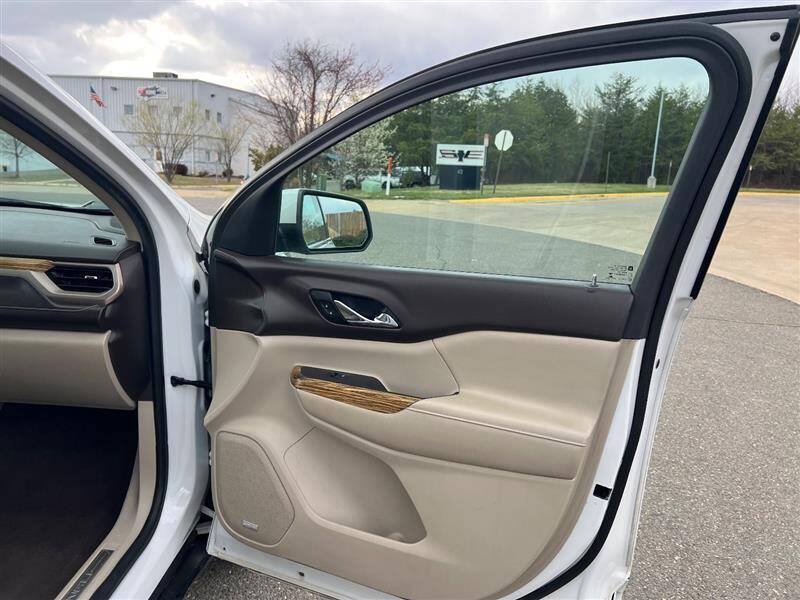 2017 GMC Acadia Denali