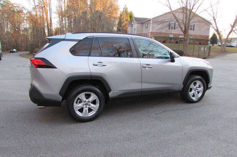 2021 Toyota RAV4 Hybrid LE