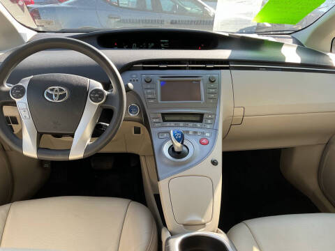 2013 Toyota Prius Five