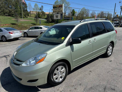 2009 Toyota Sienna LE 7-Passenger