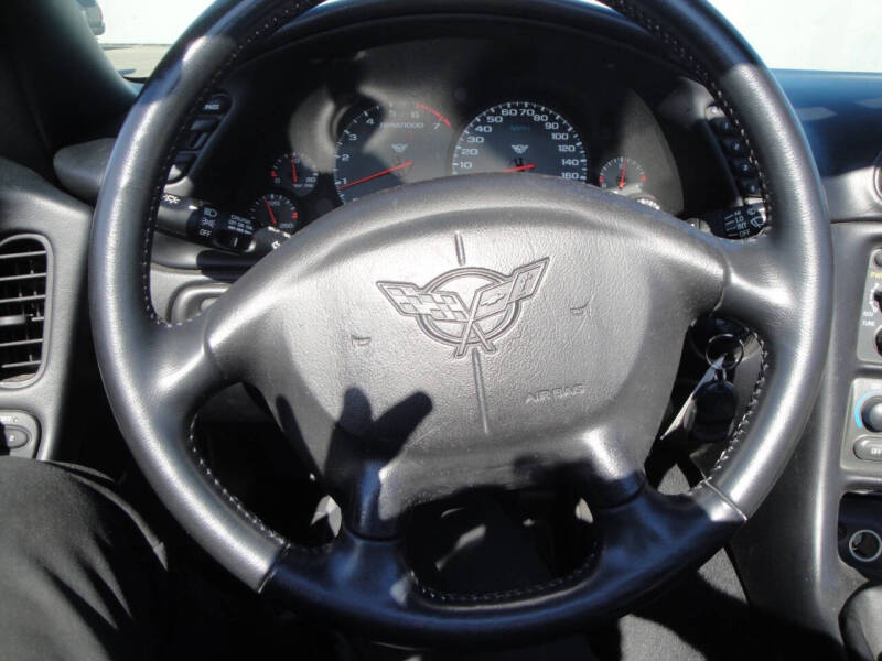 2004 Chevrolet Corvette