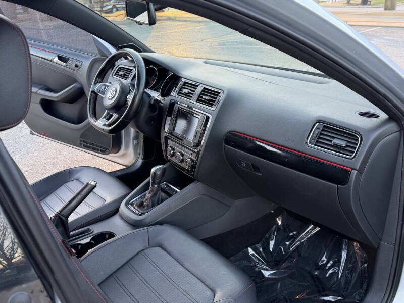 2016 Volkswagen Jetta 2.0T GLI SEL