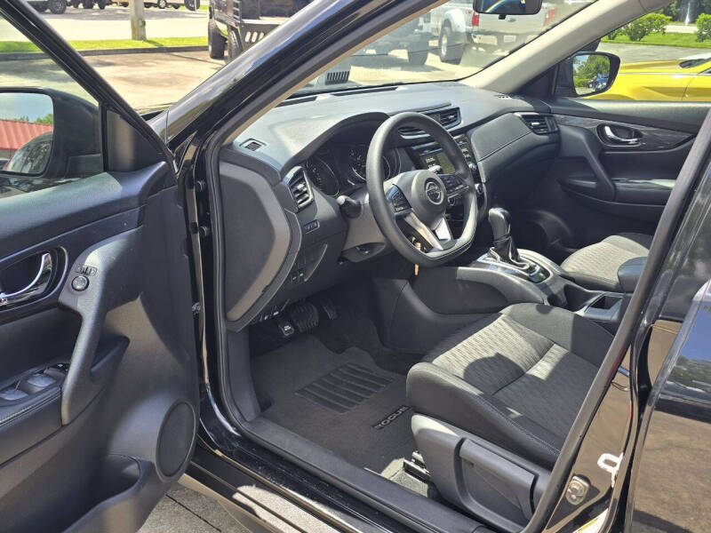 2017 Nissan Rogue S
