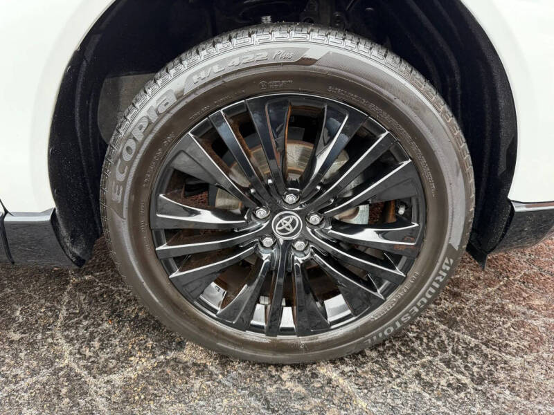 2024 Toyota Venza Nightshade Edition