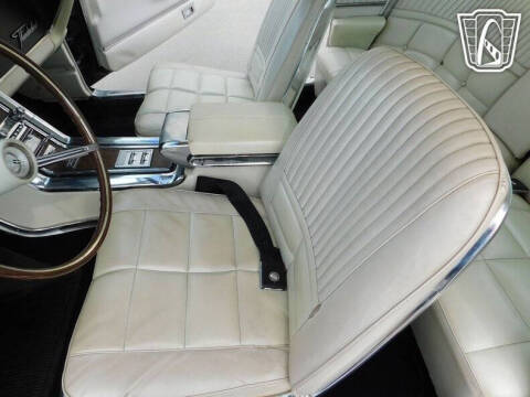 1966 Ford Thunderbird