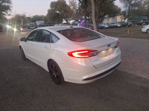 2017 Ford Fusion SE