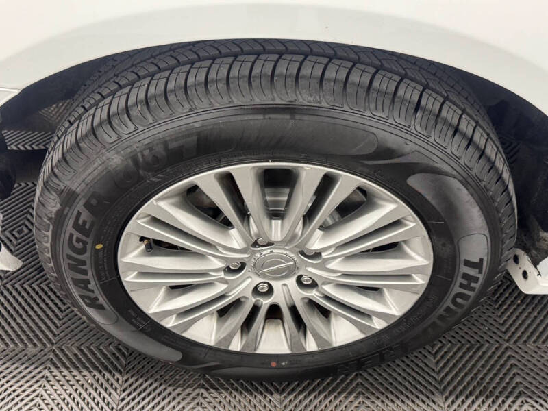 2015 Chrysler Town and Country Touring-L