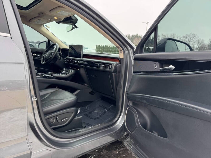 2022 Lincoln Nautilus Reserve