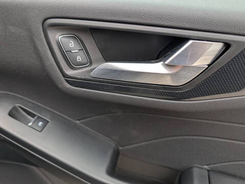 2023 Ford Escape Hybrid ST-Line Select