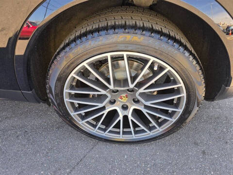 2020 Porsche Cayenne Coupe