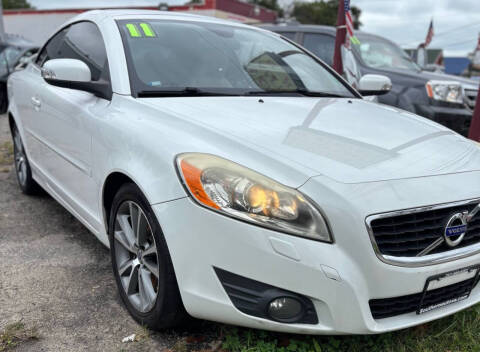 2011 Volvo C70 T5