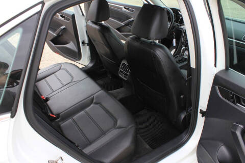 2016 Volkswagen Passat