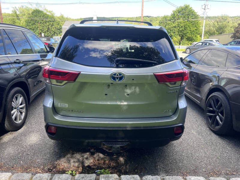 2018 Toyota Highlander Hybrid XLE