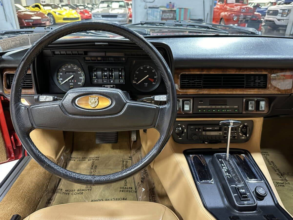 1986 Jaguar XJ-Series 11