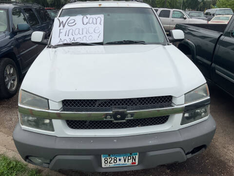 2002 Chevrolet Avalanche for sale at Continental Auto Sales in Hugo MN