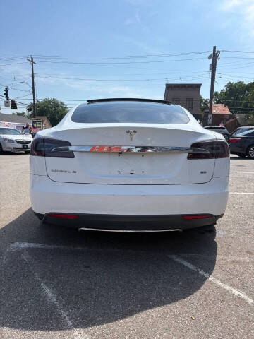 2014 Tesla Model S 85