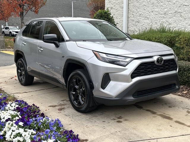 2023 Toyota RAV4 LE