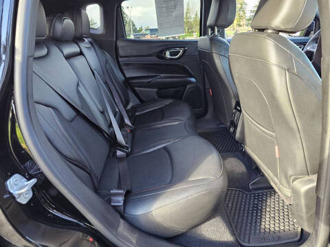 2025 Jeep Compass Trailhawk