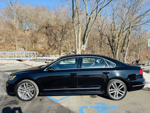 2016 Volkswagen Passat 1.8T R-Line