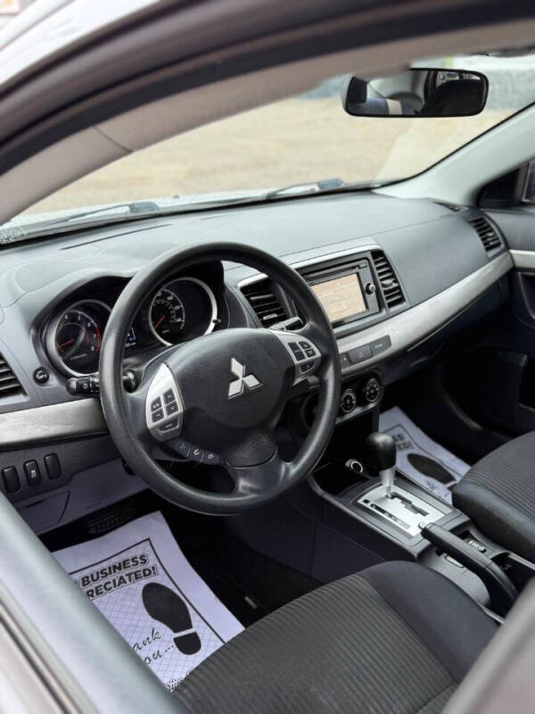 2015 Mitsubishi Lancer SE