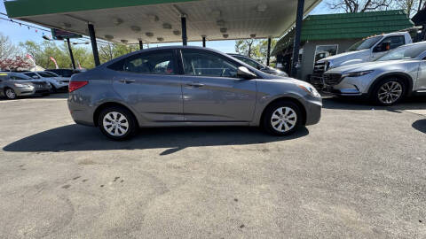 2017 Hyundai Accent SE