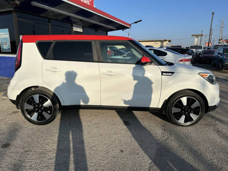 2019 Kia Soul +