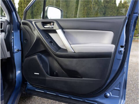 2016 Subaru Forester 2.5i Touring